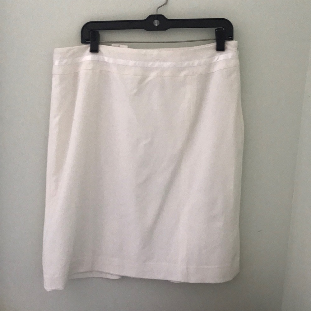 Winter white skirt